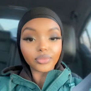 Meet your Posher, Siham